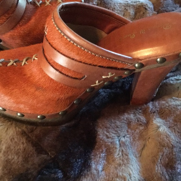 Diego di Lucca made in Brazil cowhide beautiful clogs rhinestones on buckle - Picture 8 of 16